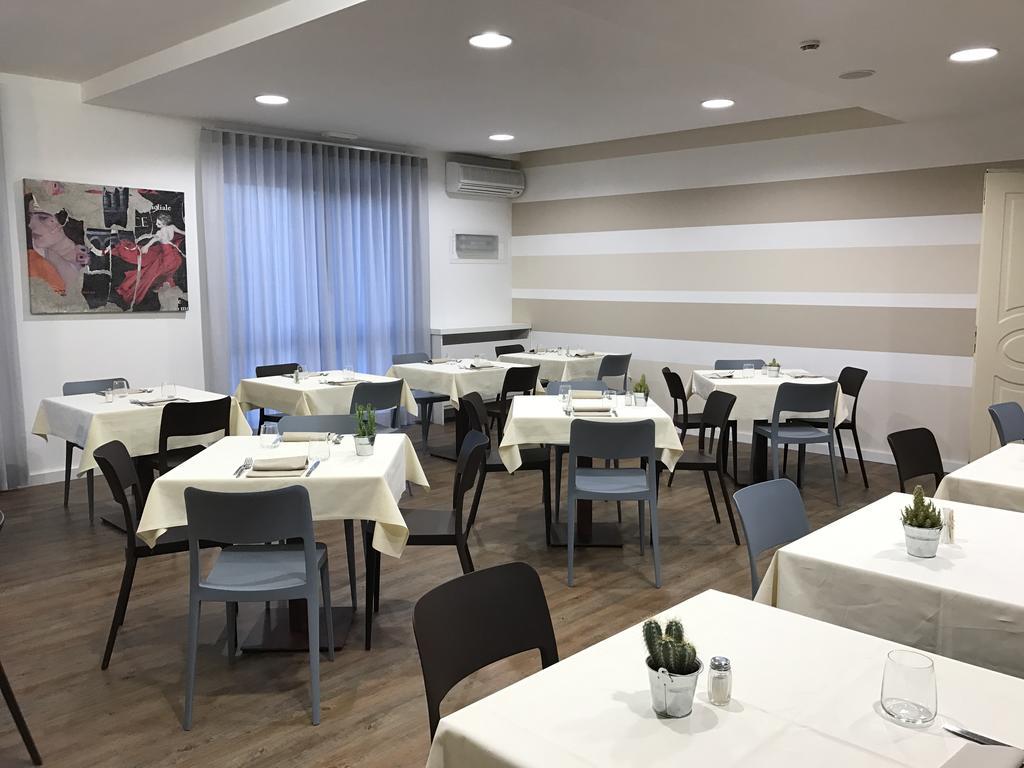 Hotel Gardenia Romano Canavese Exterior foto