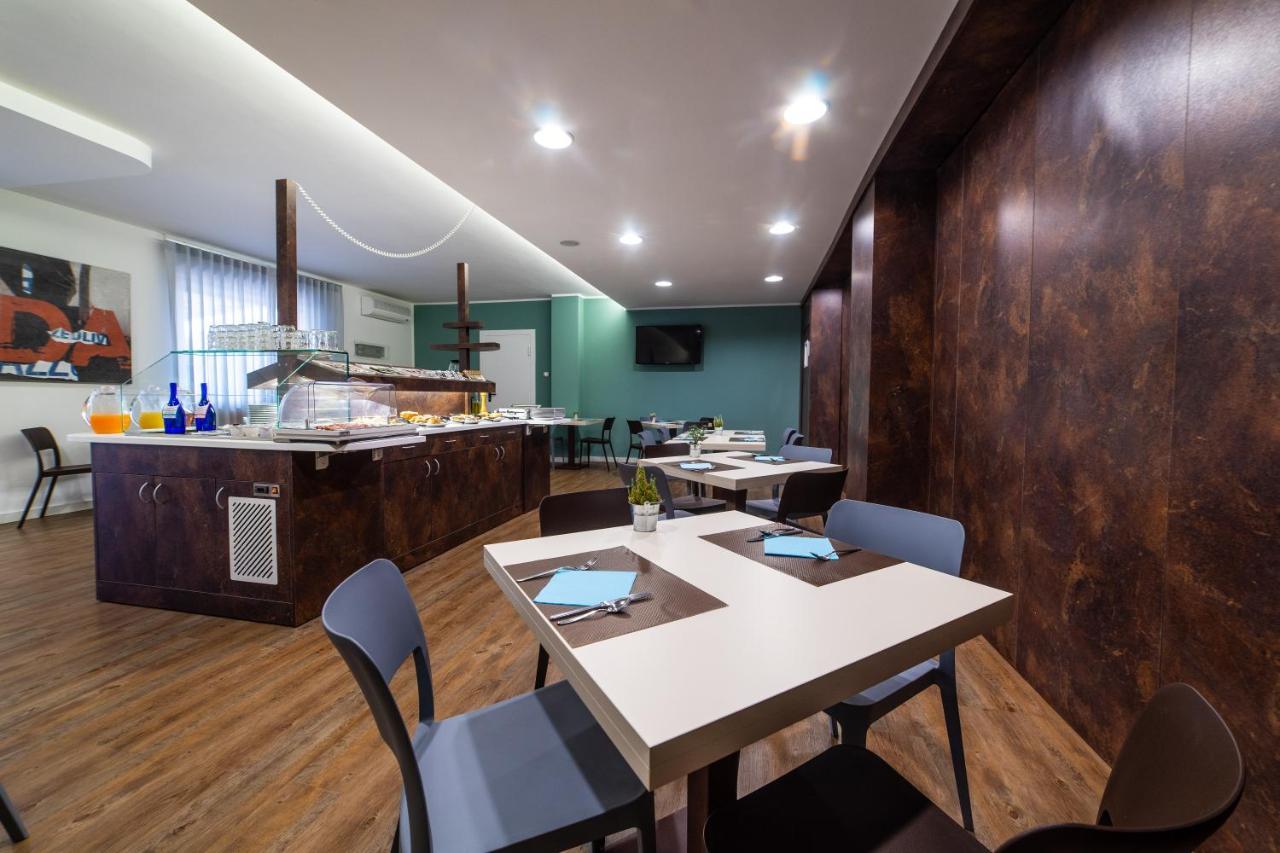 Hotel Gardenia Romano Canavese Exterior foto