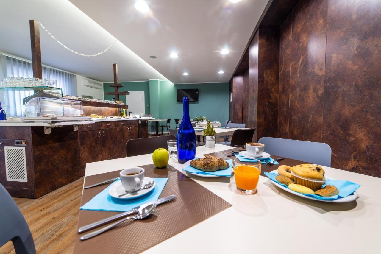 Hotel Gardenia Romano Canavese Exterior foto