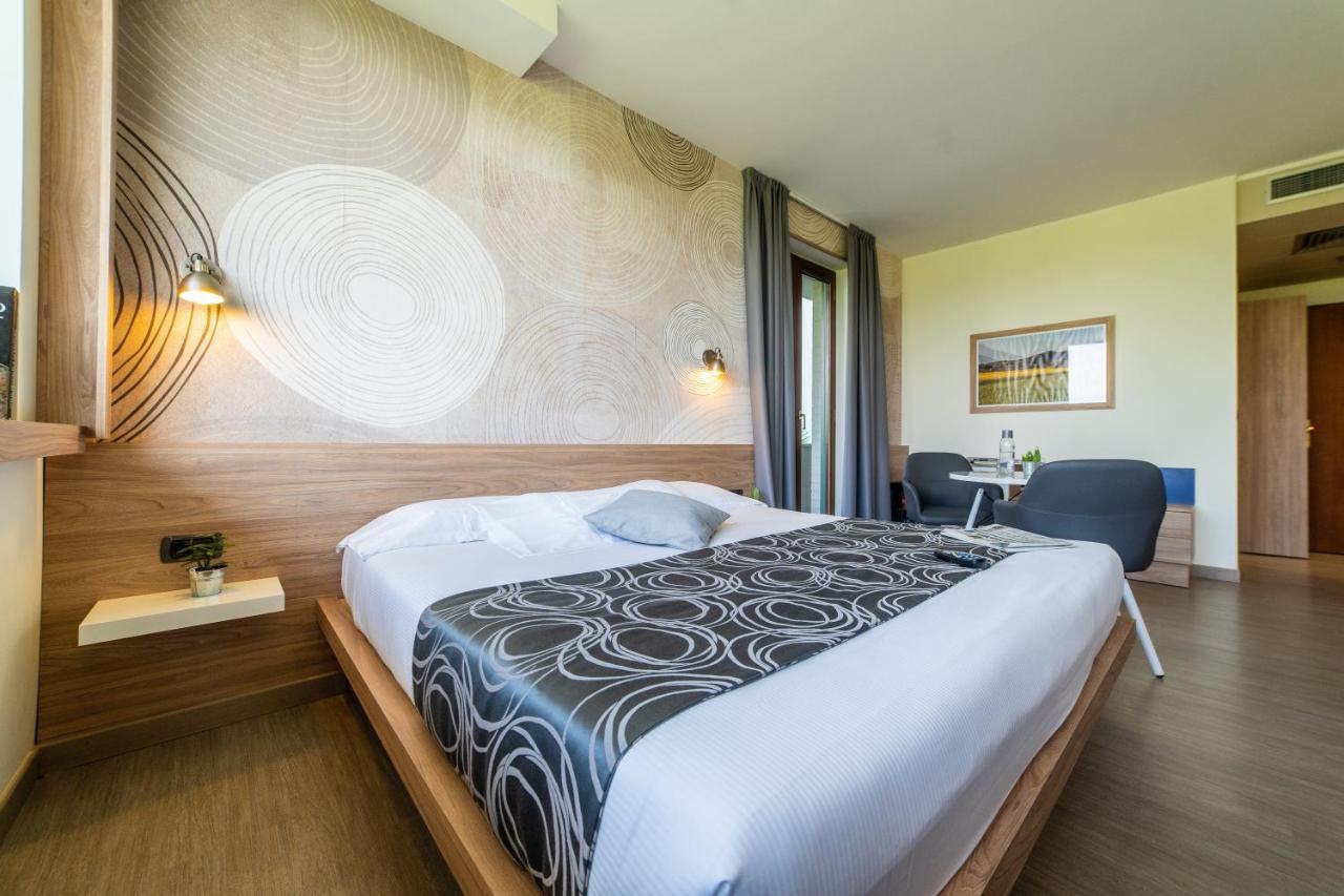 Hotel Gardenia Romano Canavese Exterior foto